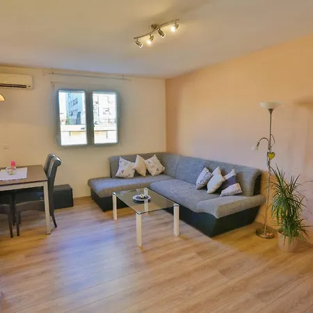 Apartment Belcanto Near Centar Of Split Split